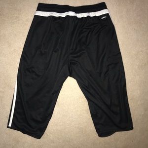 adidas Shorts - Adidas 3/4 Shorts adidas Shorts - Adidas 3/4 Shorts